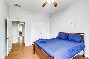 Elegant Houston Home w/ Gazebo & Game Room!