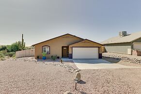 Gold Canyon Vacation w/ Private Patio & Fire Pit!