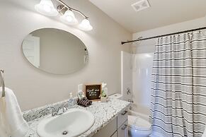 Gold Canyon Vacation w/ Private Patio & Fire Pit!
