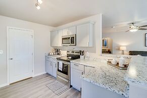 Gold Canyon Vacation w/ Private Patio & Fire Pit!