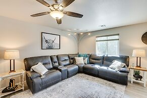 Gold Canyon Vacation w/ Private Patio & Fire Pit!