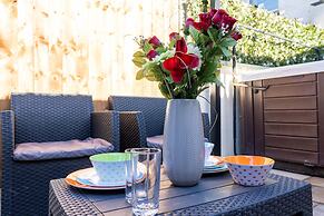 Morecambe Bay Cottage- Hot Tub/ Jacuzzi/sauna