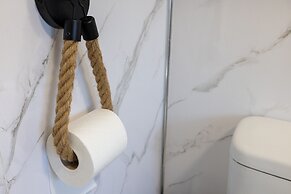 Morecambe Bay Cottage- Hot Tub/ Jacuzzi/sauna