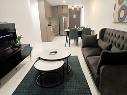 Eaton Residences KLCC by Luna