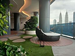 Eaton Residences KLCC by Luna