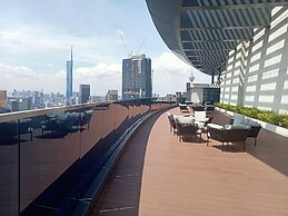 Eaton Residences KLCC by Luna