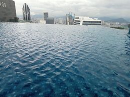 Eaton Residences KLCC by Luna