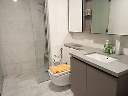 Eaton Residences KLCC by Luna