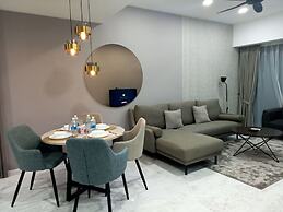 Eaton Residences KLCC by Luna