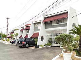 Captivating 2-bed Town-house in Kingston