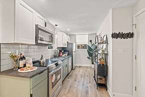 E Passyunk Ave 1BR Gem Prime Location