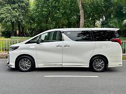 Noah's Ark Cave Hotel