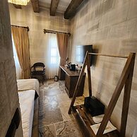 Noah's Ark Cave Hotel