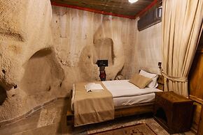 Noah's Ark Cave Hotel