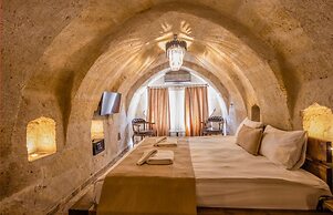 Noah's Ark Cave Hotel
