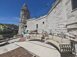 Noah's Ark Cave Hotel