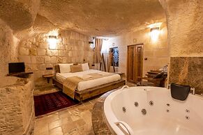 Noah's Ark Cave Hotel
