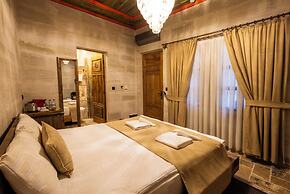 Noah's Ark Cave Hotel