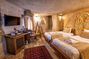 Noah's Ark Cave Hotel