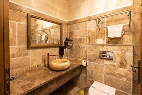 Noah's Ark Cave Hotel