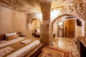 Noah's Ark Cave Hotel