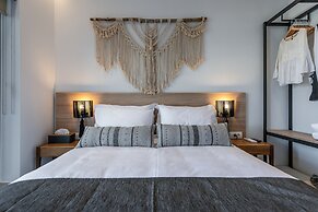 TAF Beach Villas with Tesla