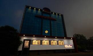 Itsy Hotels Yogeshwara Grand