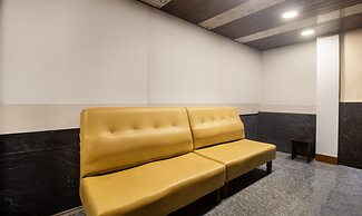 Itsy Hotels Yogeshwara Grand