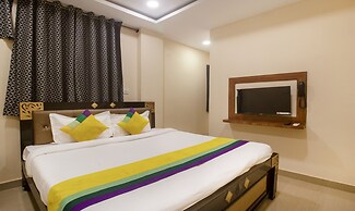 Itsy Hotels Yogeshwara Grand