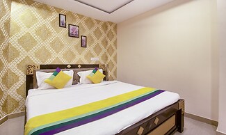 Itsy Hotels Yogeshwara Grand