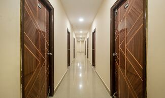 Itsy Hotels Yogeshwara Grand