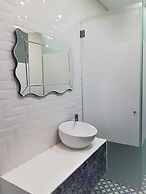 Av. António Augusto de Aguiar 56