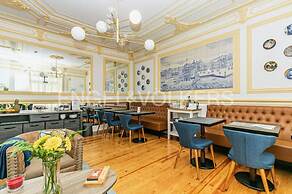 Av. António Augusto de Aguiar 56