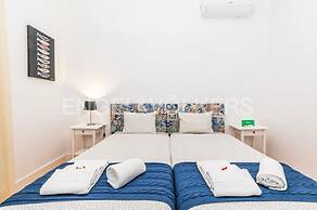 Av. António Augusto de Aguiar 56