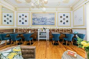 Av. António Augusto de Aguiar 56