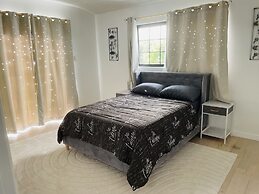 Manhattan Beach Vacation House - For solo, pair, family and business t