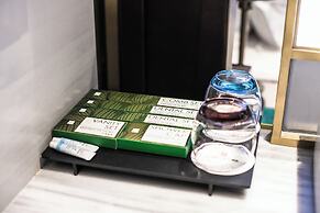 Housekeeper Hotel Beijing Road Branch