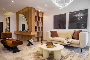 George Residence Banana Island