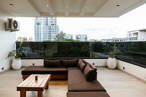 George Residence Banana Island