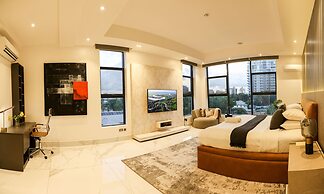 George Residence Banana Island