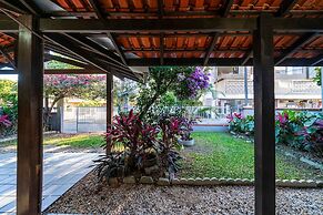 914B - Casa 3 dormitórios em Bombas SC