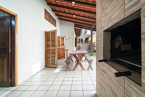 914B - Casa 3 dormitórios em Bombas SC