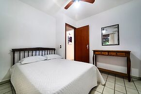 914B - Casa 3 dormitórios em Bombas SC