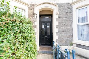 Tranquil 3-bed Home in Cardiff