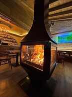 HOTEL & TRADITIONAL FOOD ANSEL