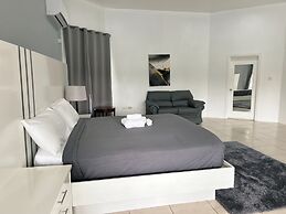 Paris Villas Cap Estate