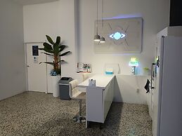 Capsule Inn Valencia Hostel