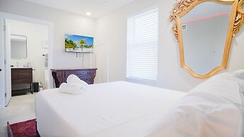 Luxury Comfort Apartment with Parking