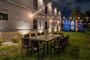 Luxury Comfort Apartment with Parking