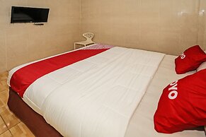 Super OYO 92674 Hotel Ciputat